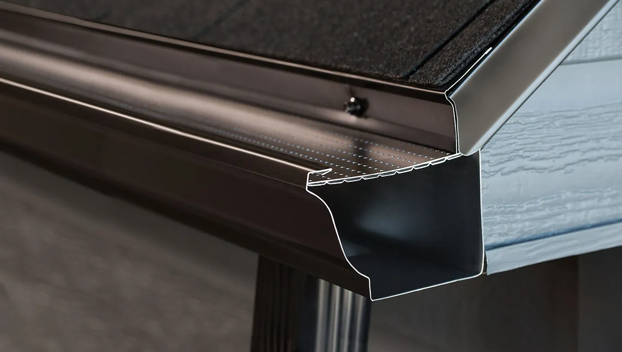 DoublePro® microfiltration on seamless trough — Doug's Exteriors LTD, Edmonton & Alberta