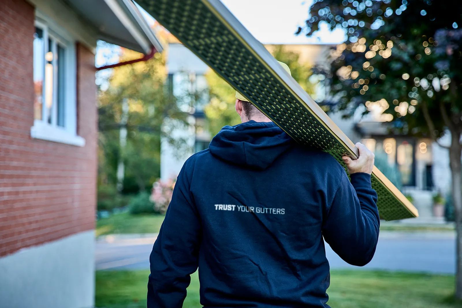 Perforated aluminum soffit at the eaves — Doug's Exteriors LTD, Edmonton & Alberta